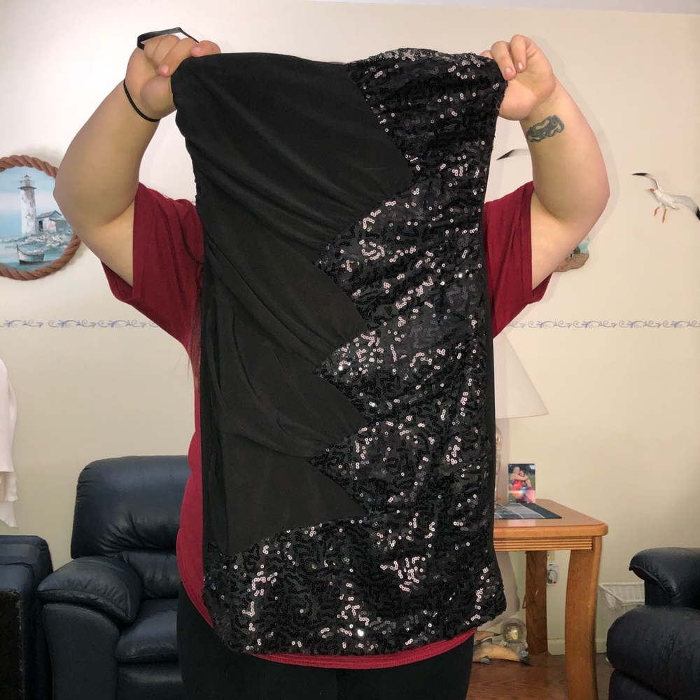 BLACK SEQUIN STRAPLESS DRESS